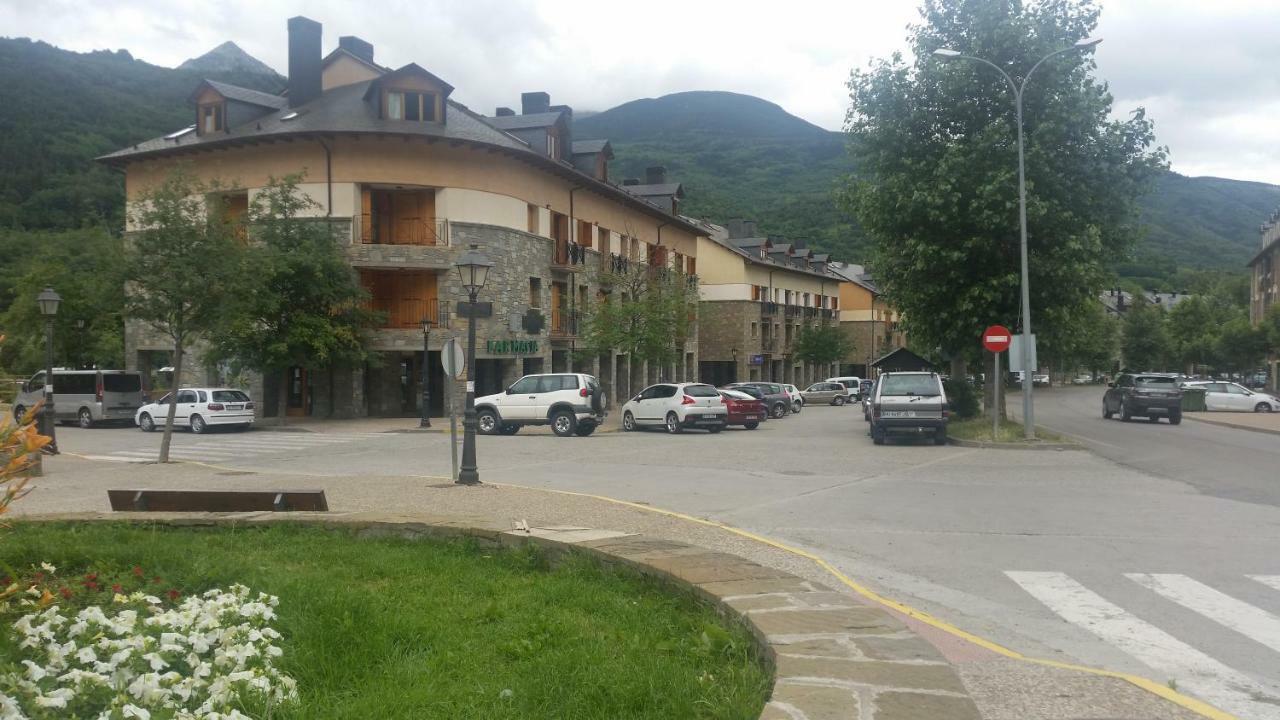 Apartmán Reconquista Benasque Exteriér fotografie